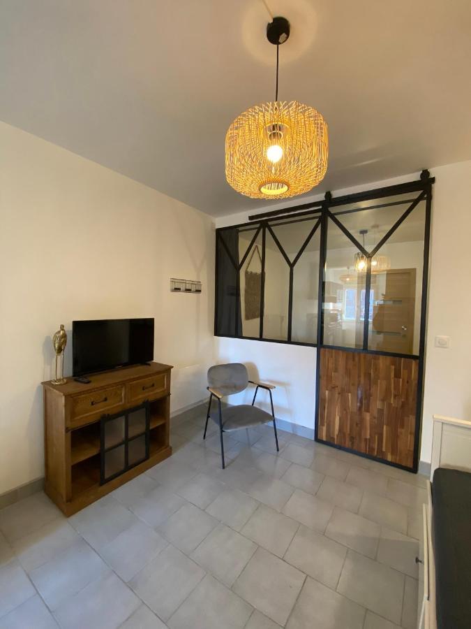 Bienvenue A La Rederie D'Amiens Apartment Luaran gambar